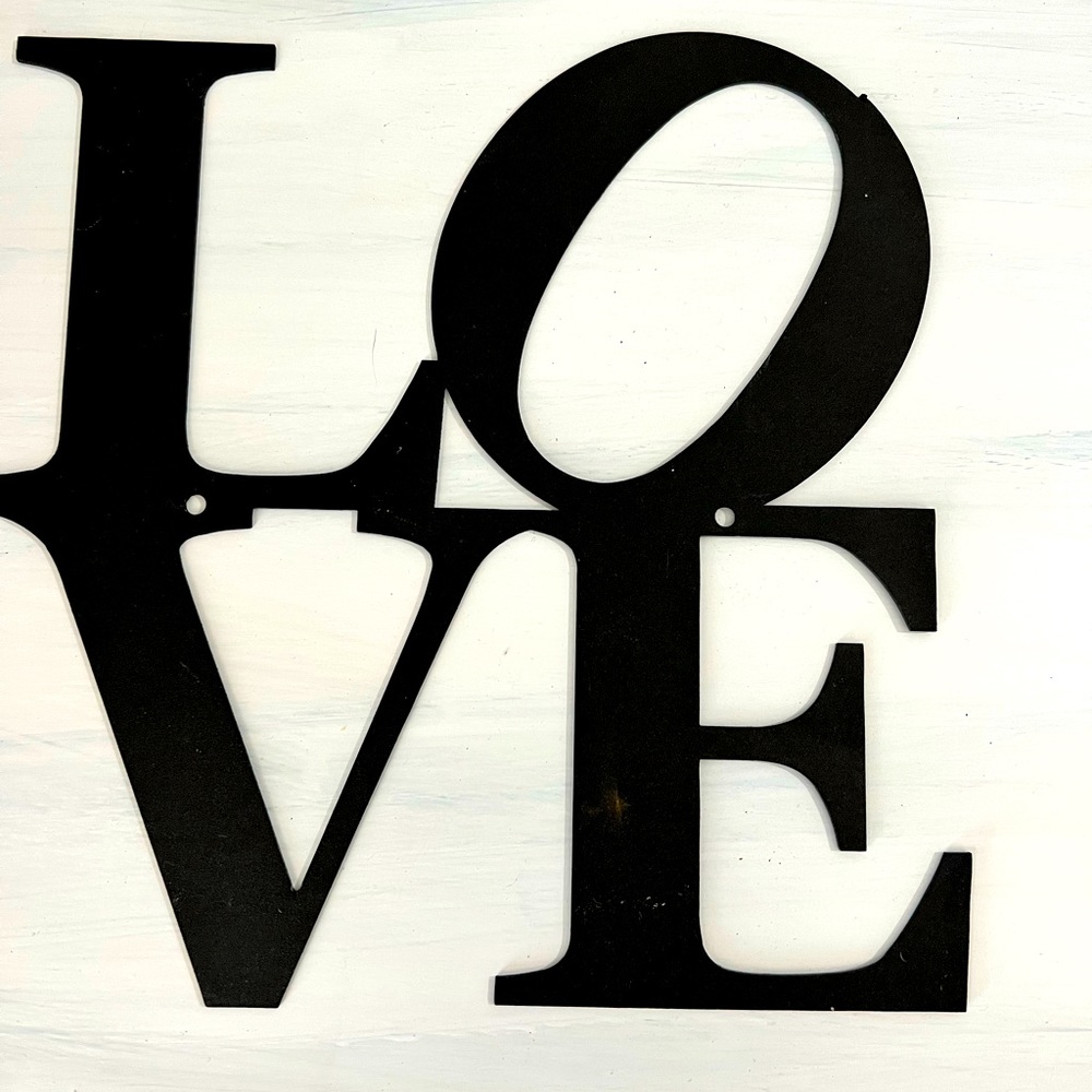Metal LOVE sign